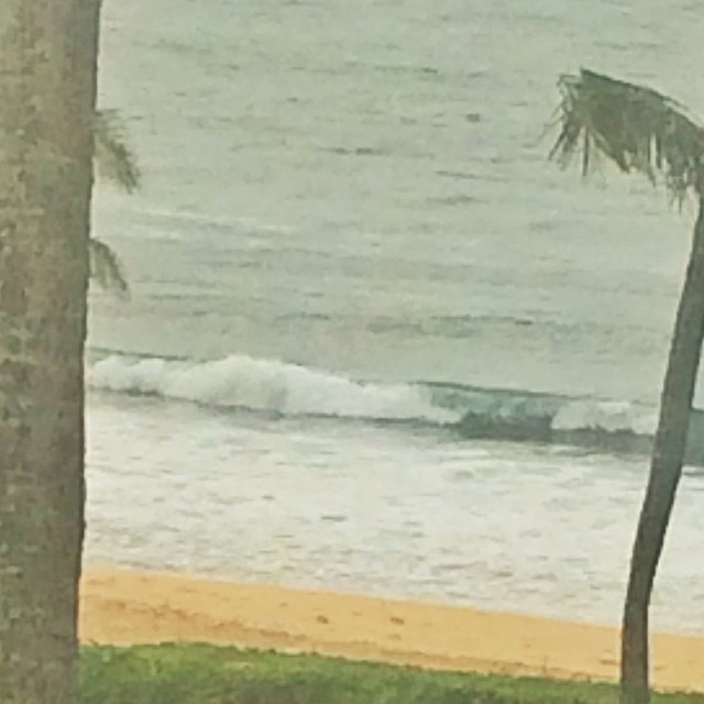 #beach #waves morning on #kauai #hawaii