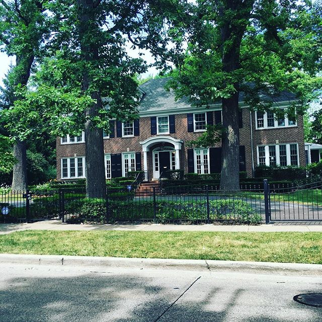 Home Alone House (it now has large trees in front) - cool to see it! (Catchup photo)