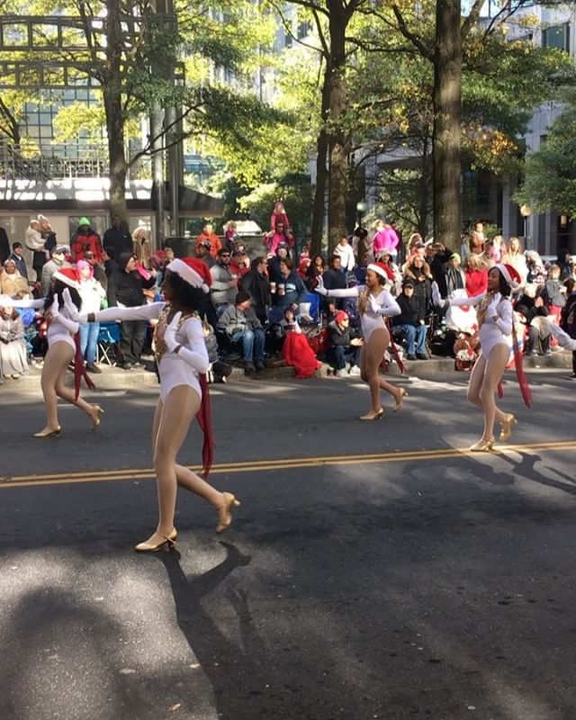 Charlotte thanksgiving day parade part 3